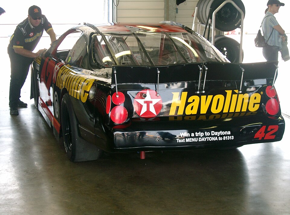 Illustration: Additional Performance and Comfort Equipment Illustration: Additional Performance and Comfort Equipment