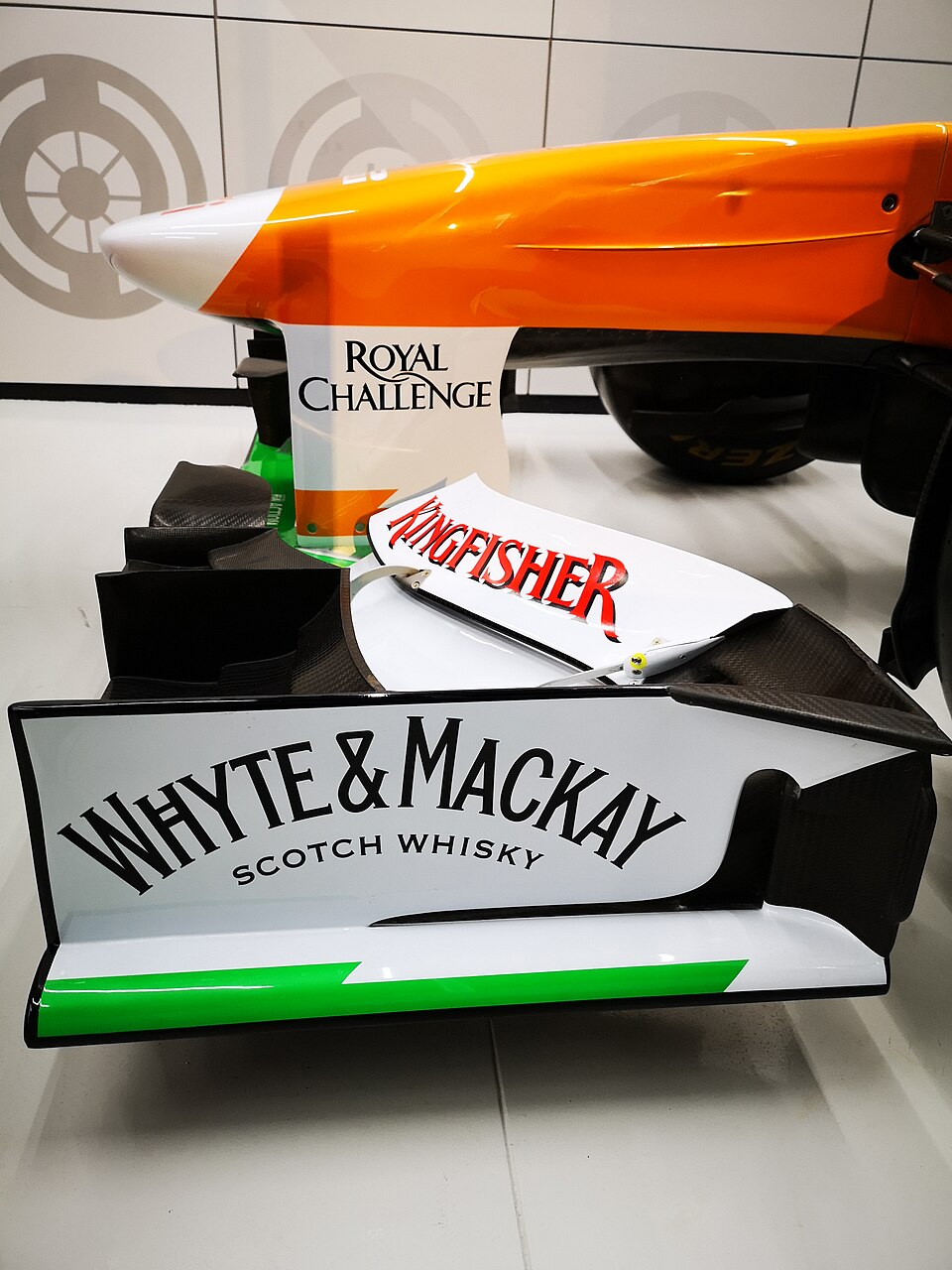 Illustration: Aerodynamics: Downforce, Drag, and Ground Effect Illustration: Aerodynamics: Downforce, Drag, and Ground Effect