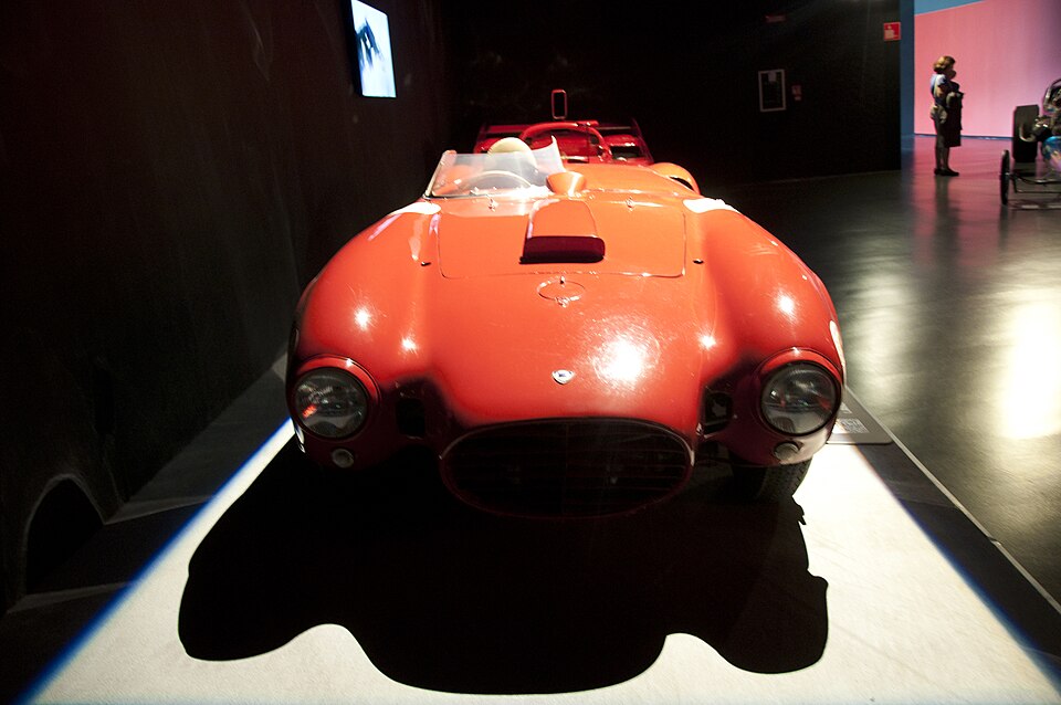 Illustration: Coolant Circulation and Additives: Optimizing Heat Transfer Illustration: Coolant Circulation and Additives: Optimizing Heat Transfer