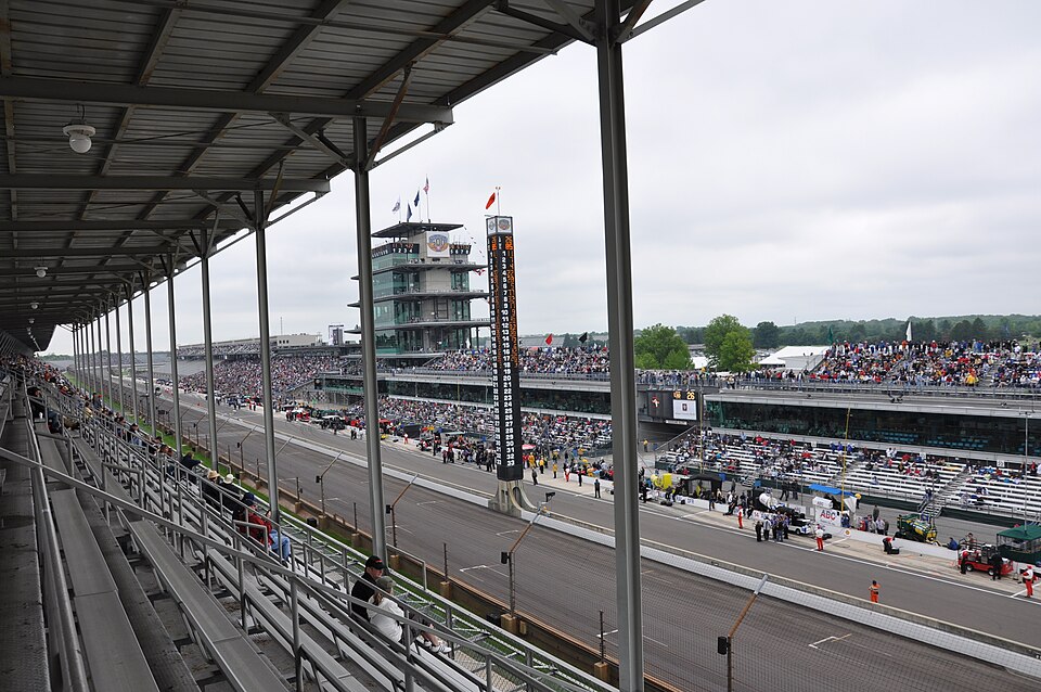 Illustration: How 2026 Rule Changes Are Reshaping Pit Stops Across Series Illustration: How 2026 Rule Changes Are Reshaping Pit Stops Across Series