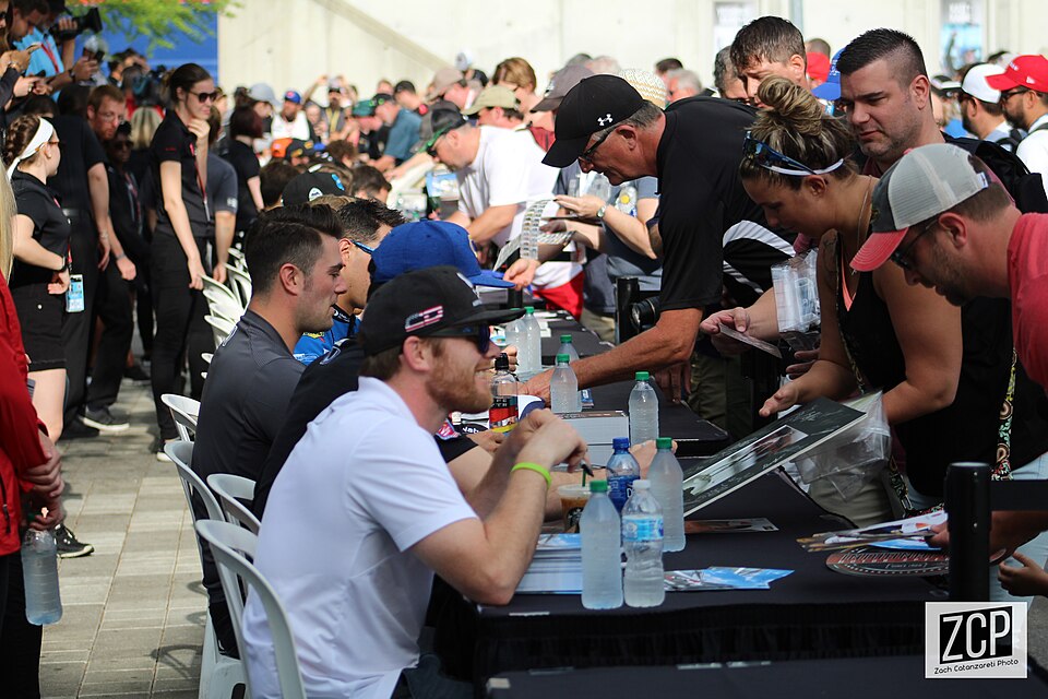 Illustration: How Can You Book a Coaching Session with Sarah Moore in 2026? Illustration: How Can You Book a Coaching Session with Sarah Moore in 2026?