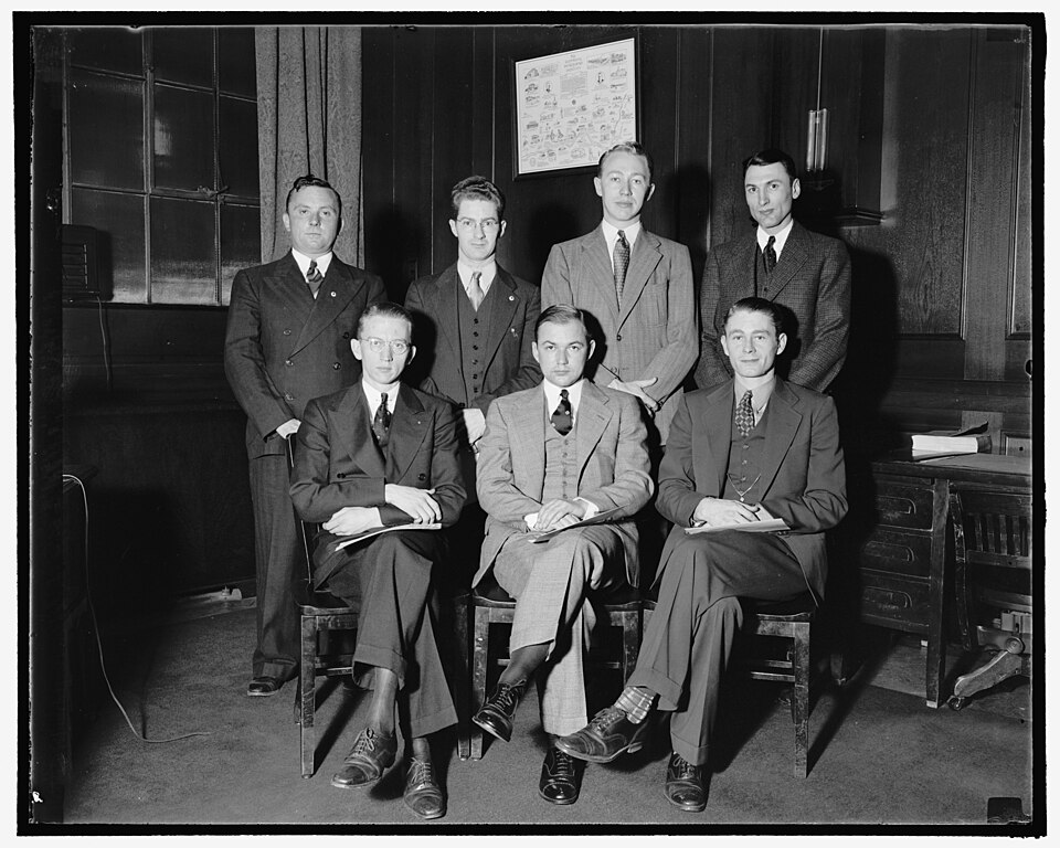 Illustration: How Do Racing Teams and Drivers Structure Revenue Streams? Illustration: How Do Racing Teams and Drivers Structure Revenue Streams?