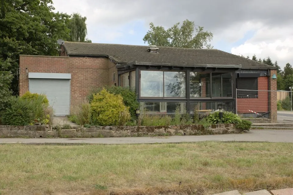 Illustration: How Do You Book a Golf Round in Harrogate?