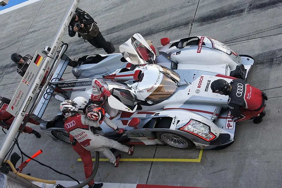 Illustration: How Do You Optimize Pit Stop Strategy and Stint Lengths?