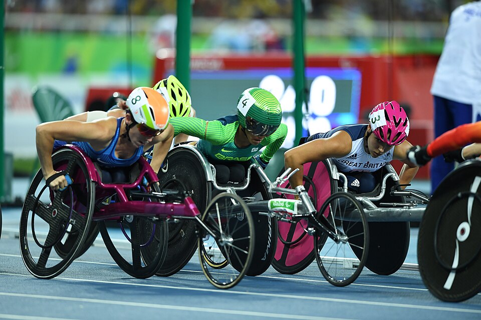 Illustration: How Does MTE's Research Quantify the Gender Gap and Chart a Path to Parity?