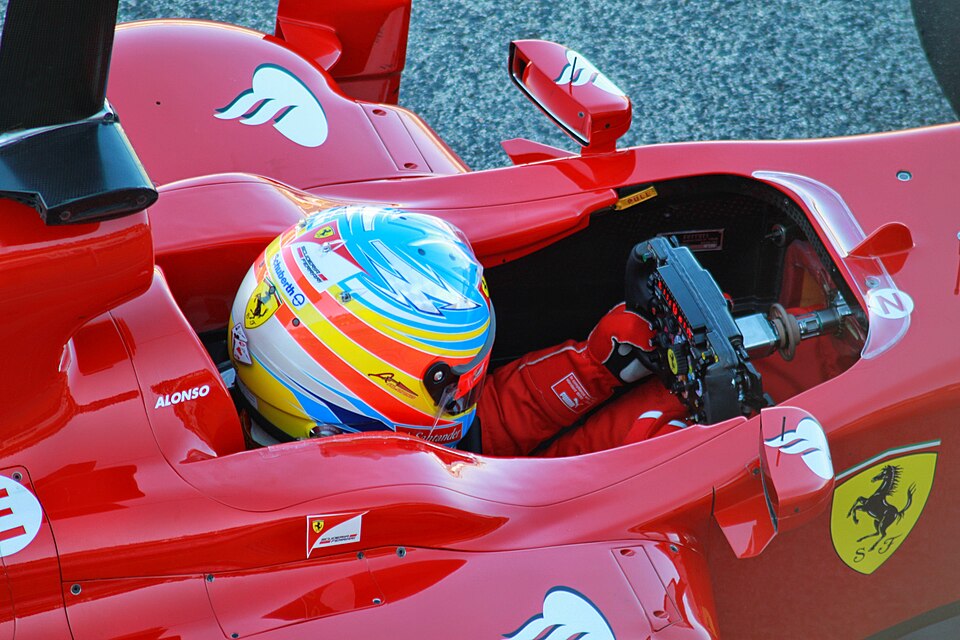 Illustration: Performance Targets: 15-30% Less Downforce, 55% Less Drag