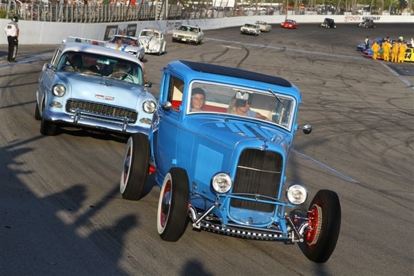 Illustration: Racing Communities Worldwide: Global Networks and Local Meetups