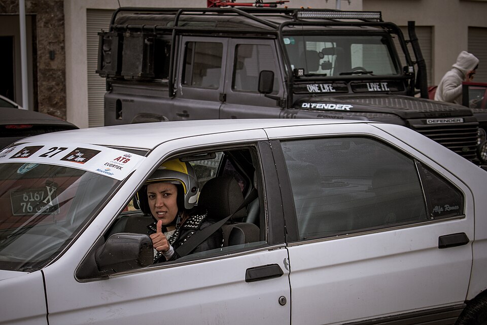 Illustration: Sarah Moore: From Record-Breaking Driver to More Than Equal Coach Illustration: Sarah Moore: From Record-Breaking Driver to More Than Equal Coach