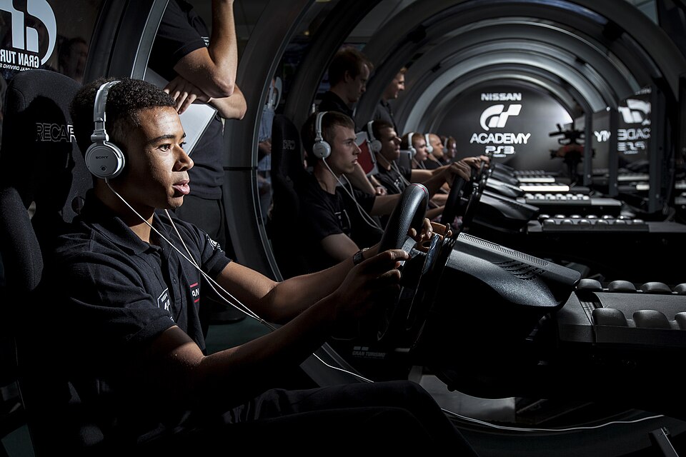 Illustration: The Expertise Behind Sarah Moore's Teaching: A Trailblazing Racing Career