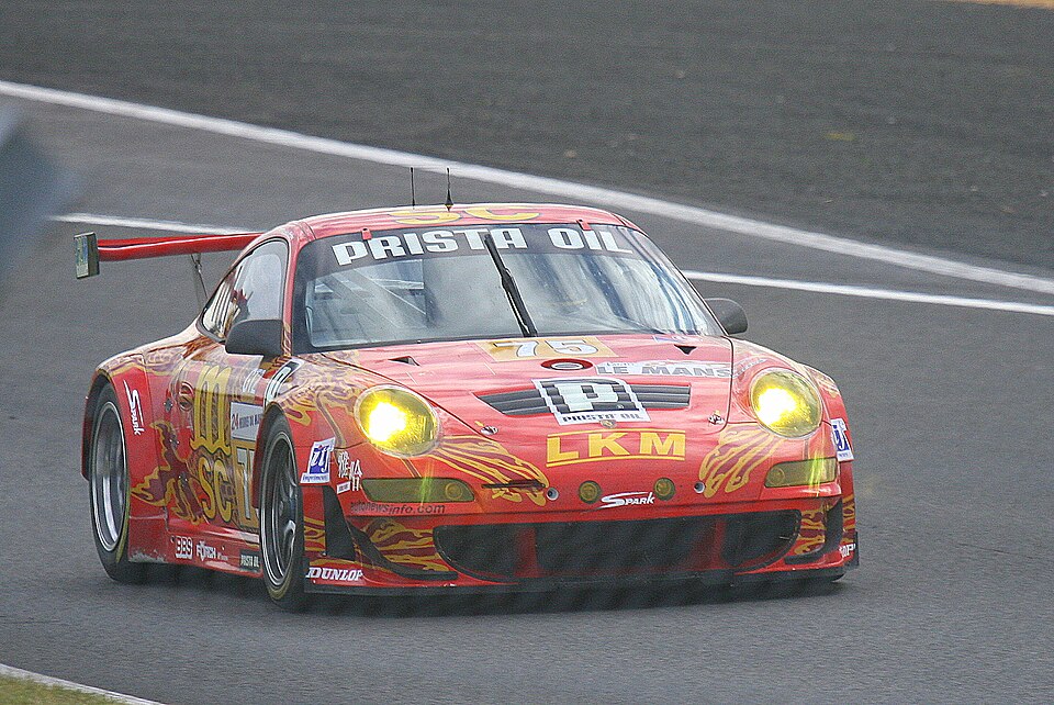 Illustration: Which 2026 Driver Development Programs Accept Young Racers? Illustration: Which 2026 Driver Development Programs Accept Young Racers?