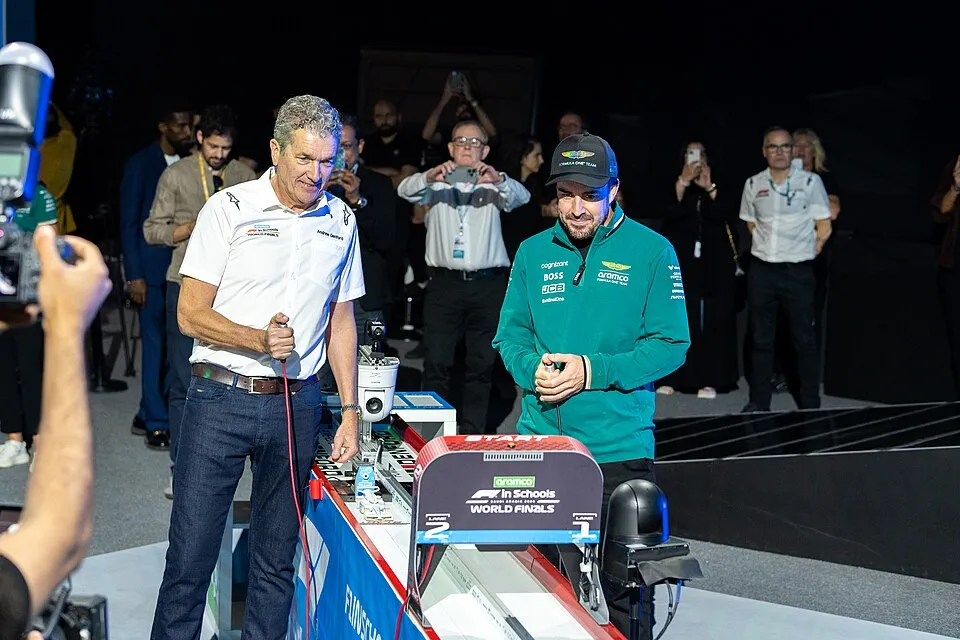 Illustration: Why Sarah Moore's Coaching Works for Beginners: A Champion's Practical Approach